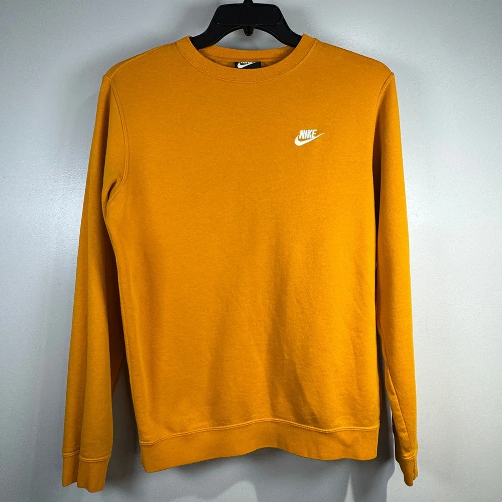 Nike Sportswear Club Fleece Crewneck Sweatshirt Mustard Yellow Mens S Logo Cozy